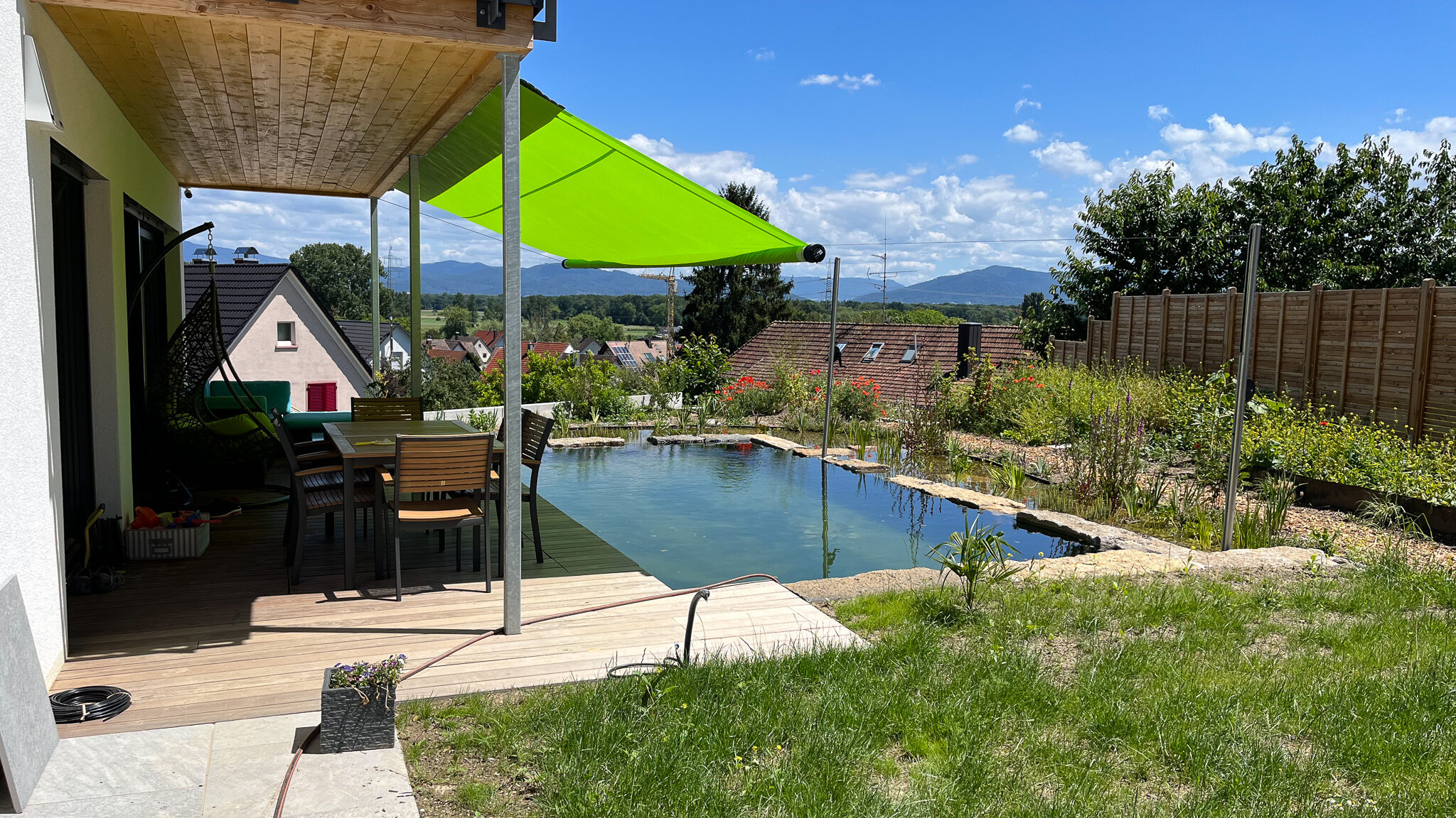 Schwimmteichsystem-Terrasse